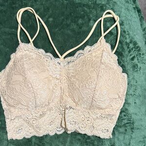 Lace Bralette in Cream